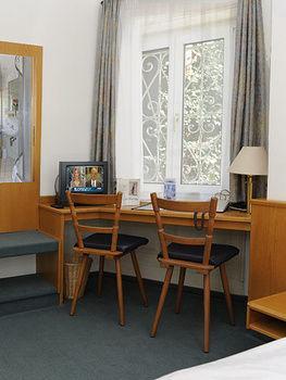 Adler Hotel 3*
