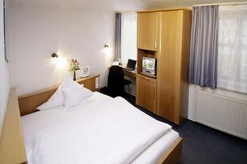 Adler Hotel 3*